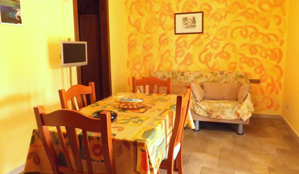 B&B Di Angela Scotellaro Palmariggi Δωμάτιο φωτογραφία